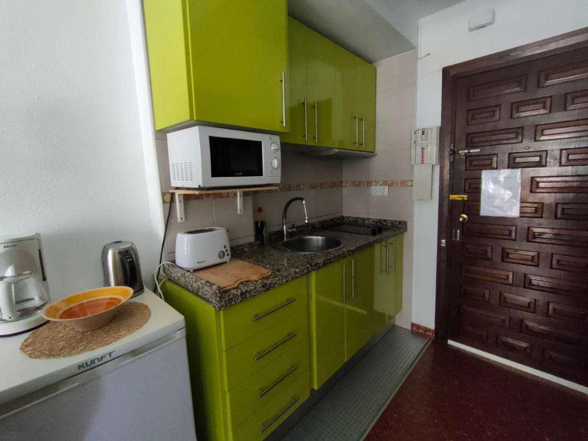 טורה דל מאר Flat2 Studio 150M From The Beach With Pool מראה חיצוני תמונה
